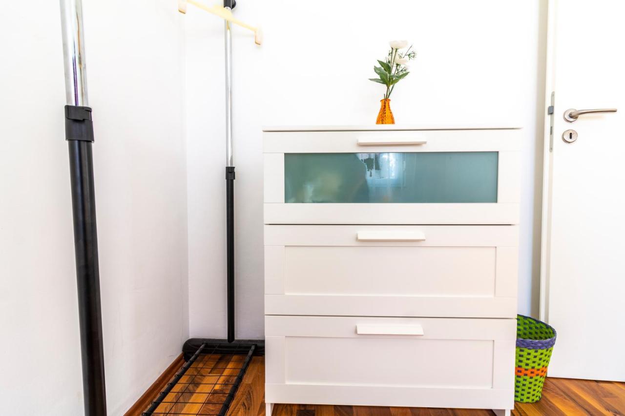 Apartments Lacaleta スプリト エクステリア 写真
