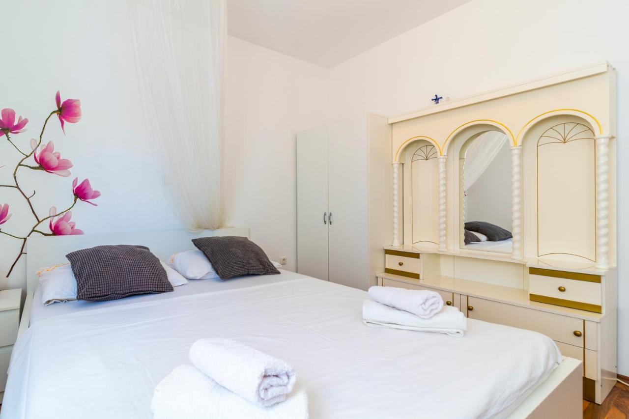 Apartments Lacaleta スプリト エクステリア 写真