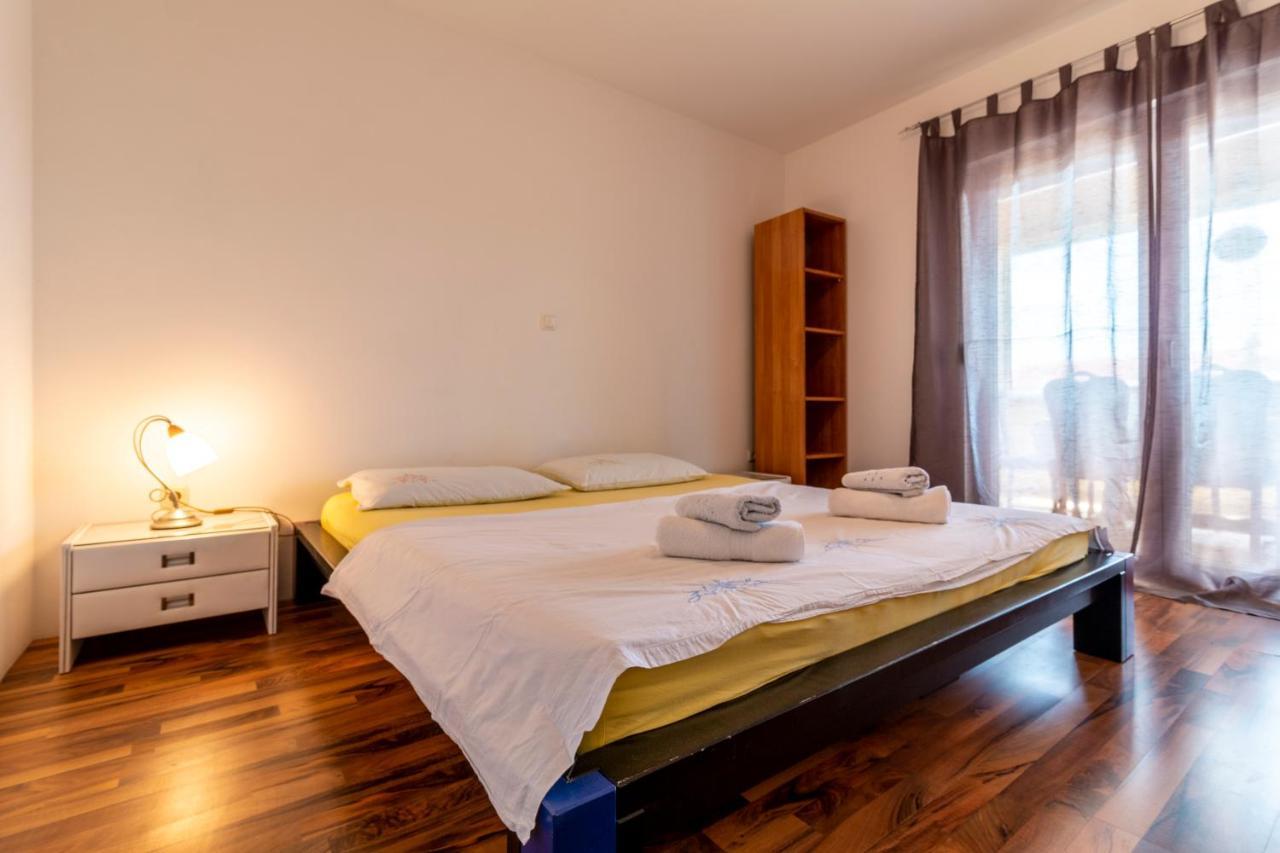Apartments Lacaleta スプリト エクステリア 写真