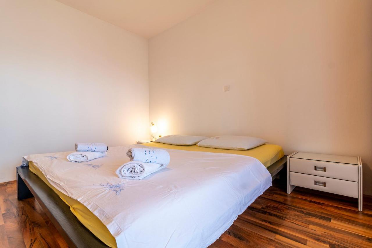 Apartments Lacaleta スプリト エクステリア 写真